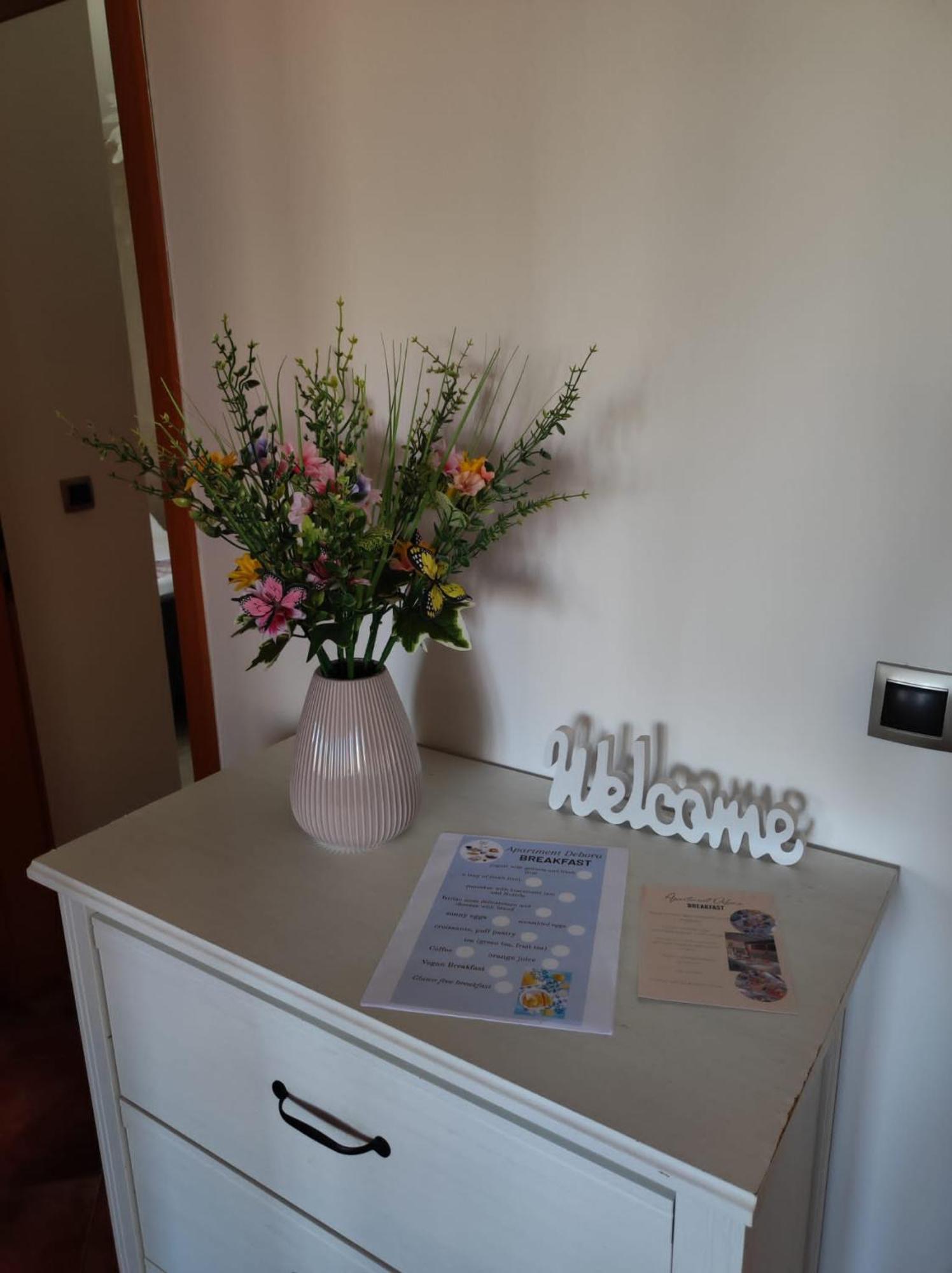 Apartman Debora Sa Privatnim Bazenom 풀라 외부 사진